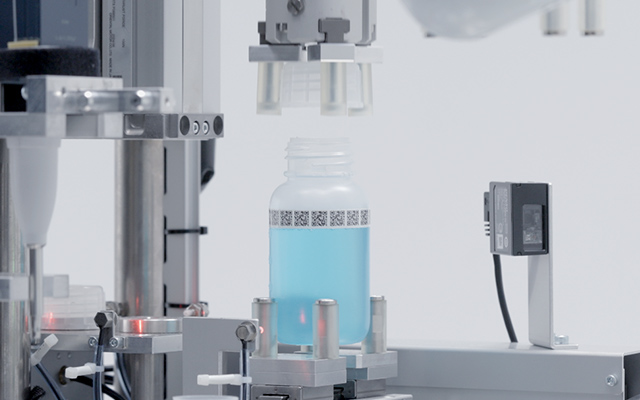 02 サンプル容器取り出し・開栓